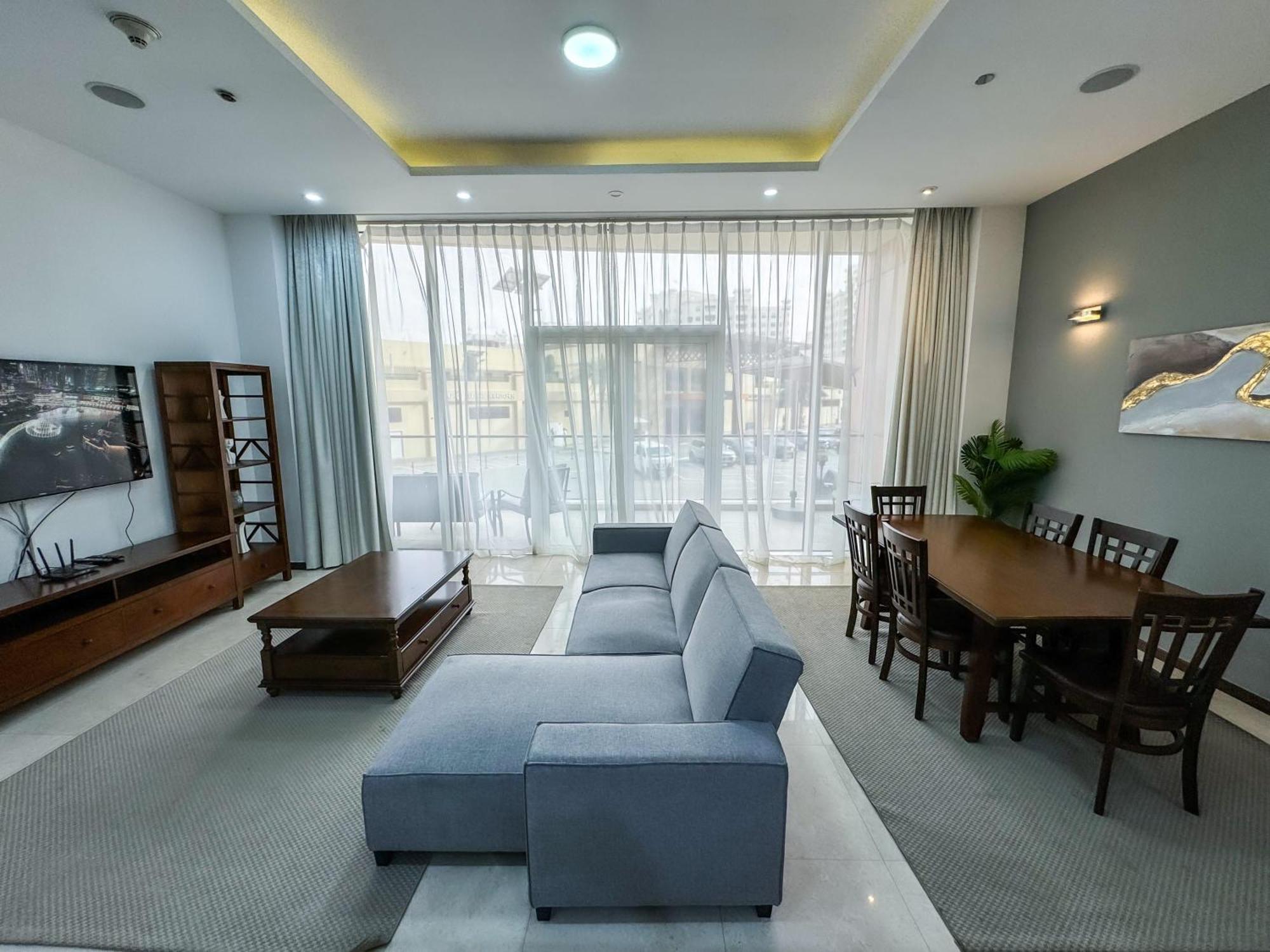 Modern Beachfront 1Br Apartment - Tiara Residence Dubái Exterior foto
